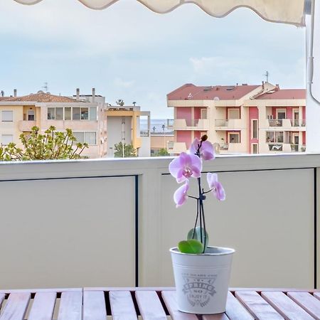 クアルトゥ・サンテーレナCasa Andrea A 1,5 Km Dal Mare!アパートメント エクステリア 写真