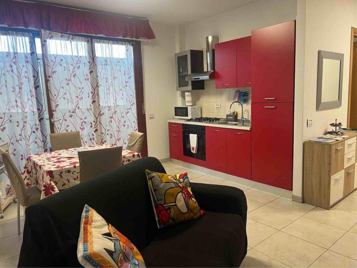 クアルトゥ・サンテーレナCasa Andrea A 1,5 Km Dal Mare!アパートメント エクステリア 写真