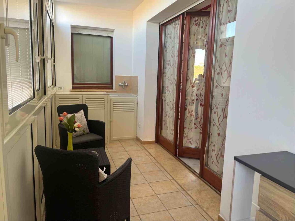 クアルトゥ・サンテーレナCasa Andrea A 1,5 Km Dal Mare!アパートメント エクステリア 写真